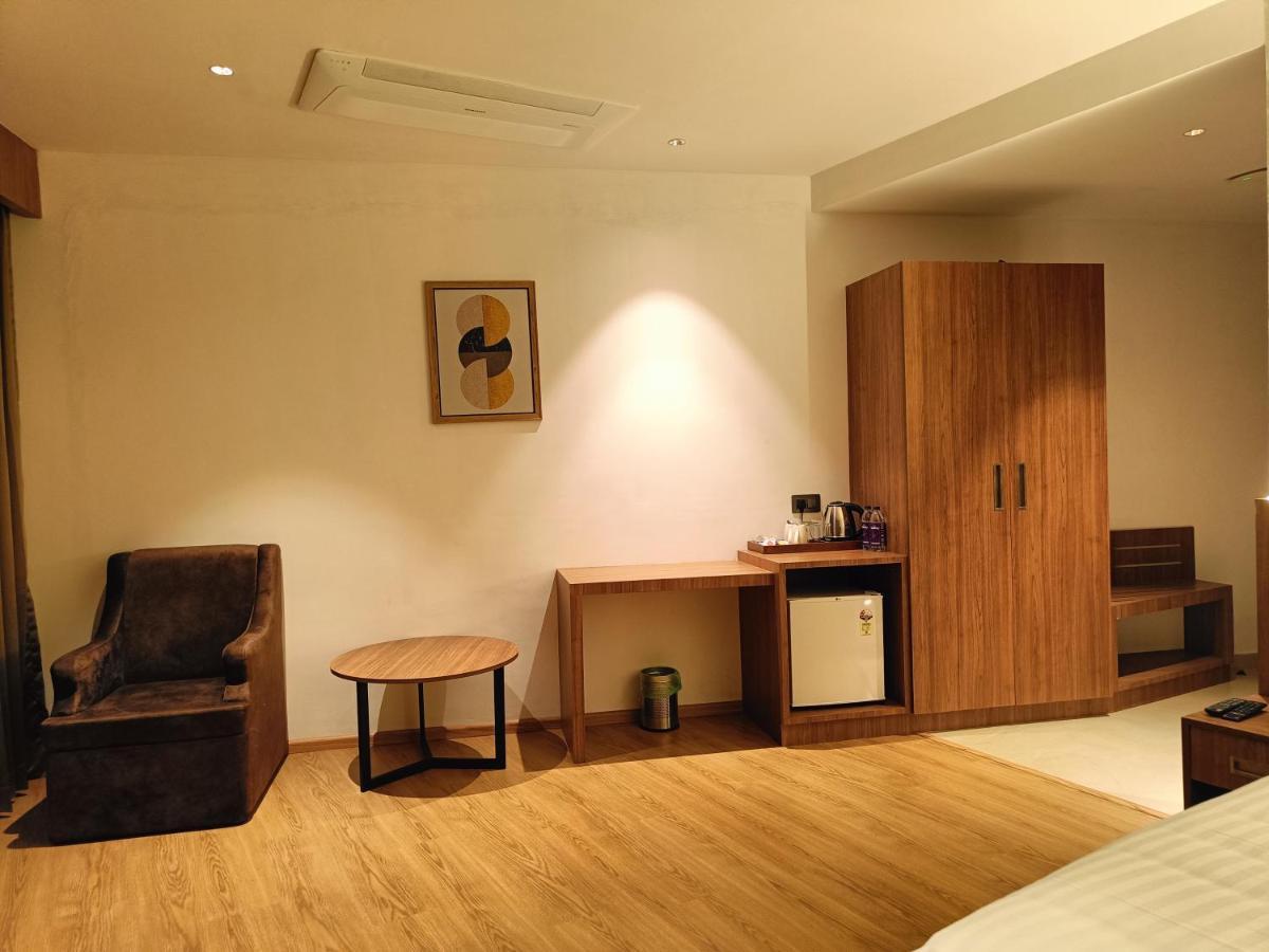 Hotel Sky Sierra Wayanad Kalpetta Esterno foto