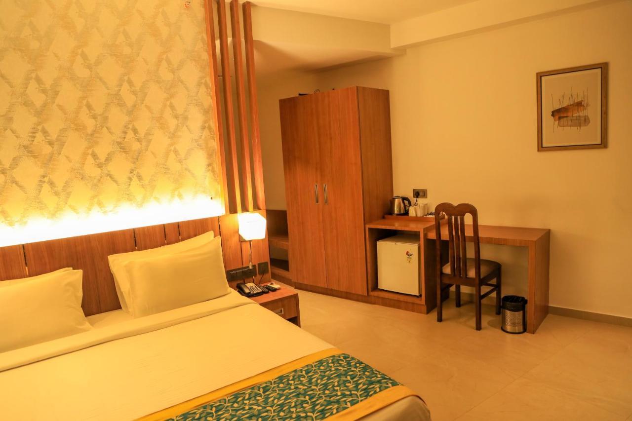 Hotel Sky Sierra Wayanad Kalpetta Esterno foto