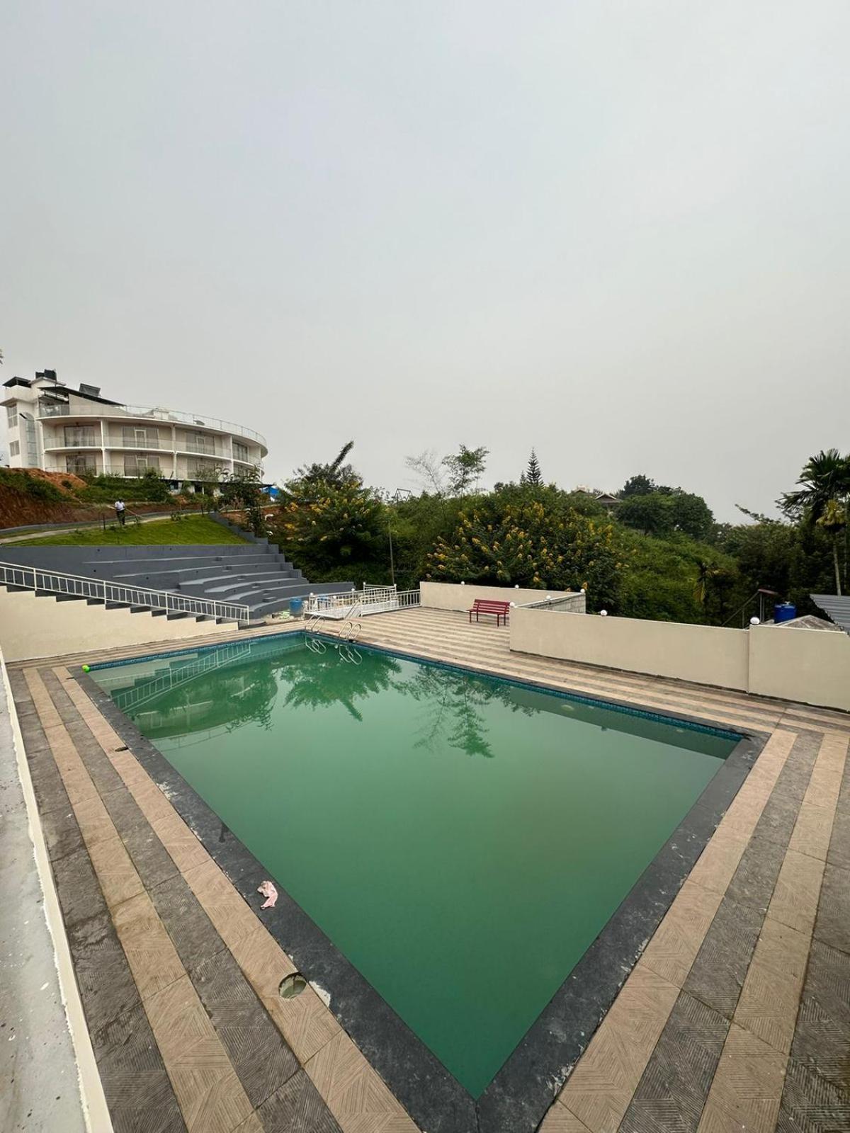 Hotel Sky Sierra Wayanad Kalpetta Esterno foto