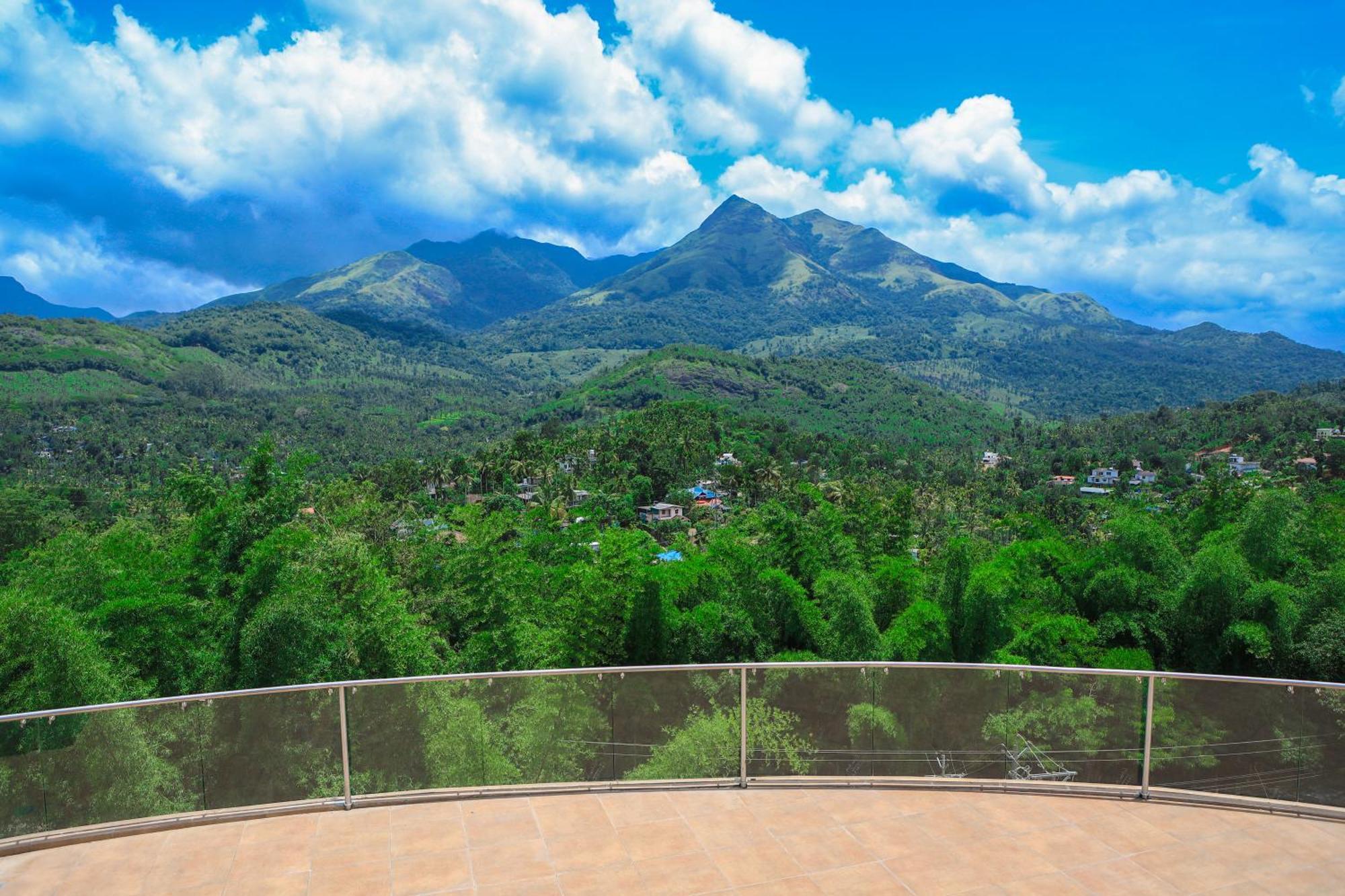 Hotel Sky Sierra Wayanad Kalpetta Esterno foto